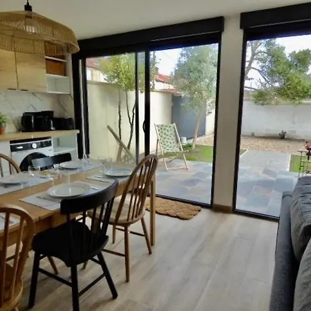 Sejour A La Apartment